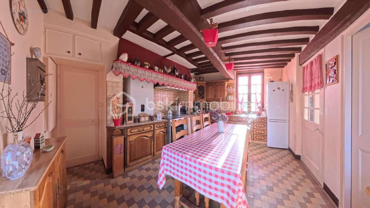 Maison à MONTFORT-SUR-RISLE