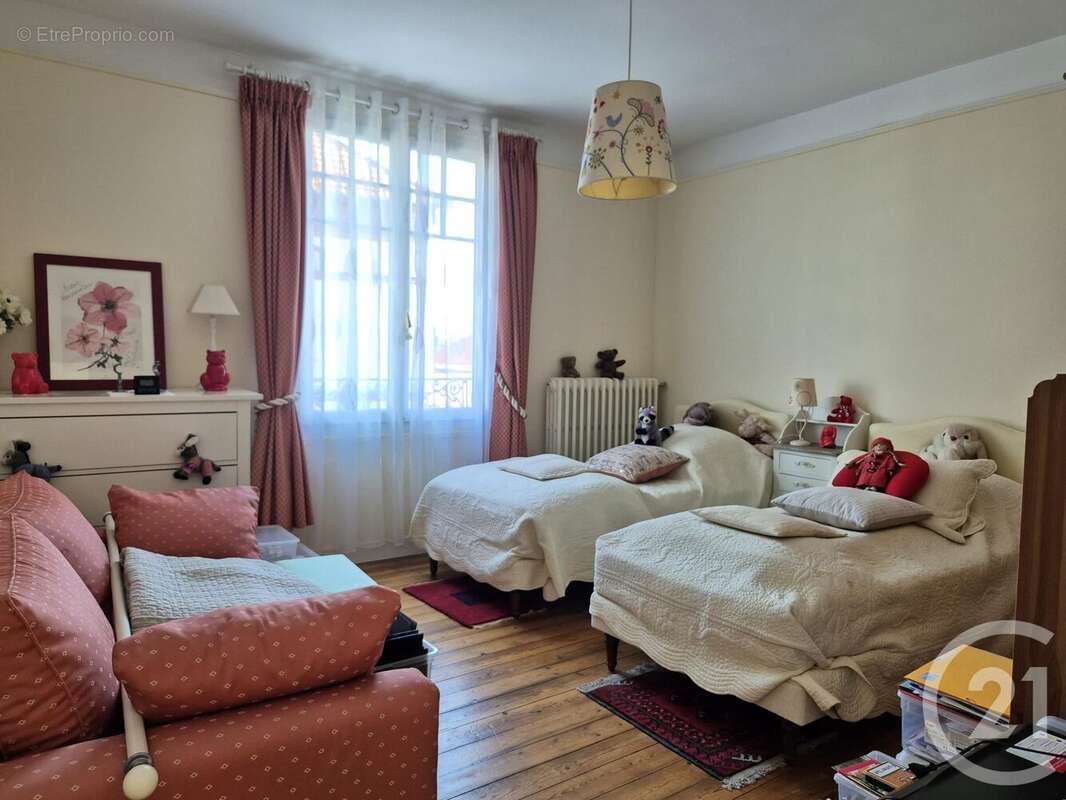 Maison à CHAUMONT-EN-VEXIN