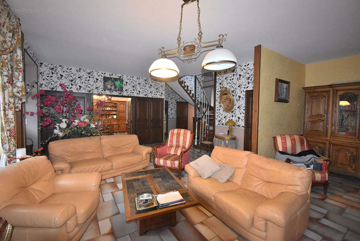 Maison à NOGENT-SUR-AUBE