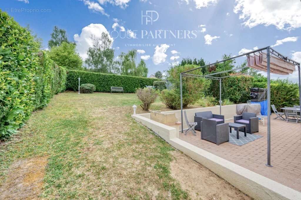 Maison à ECQUEVILLY