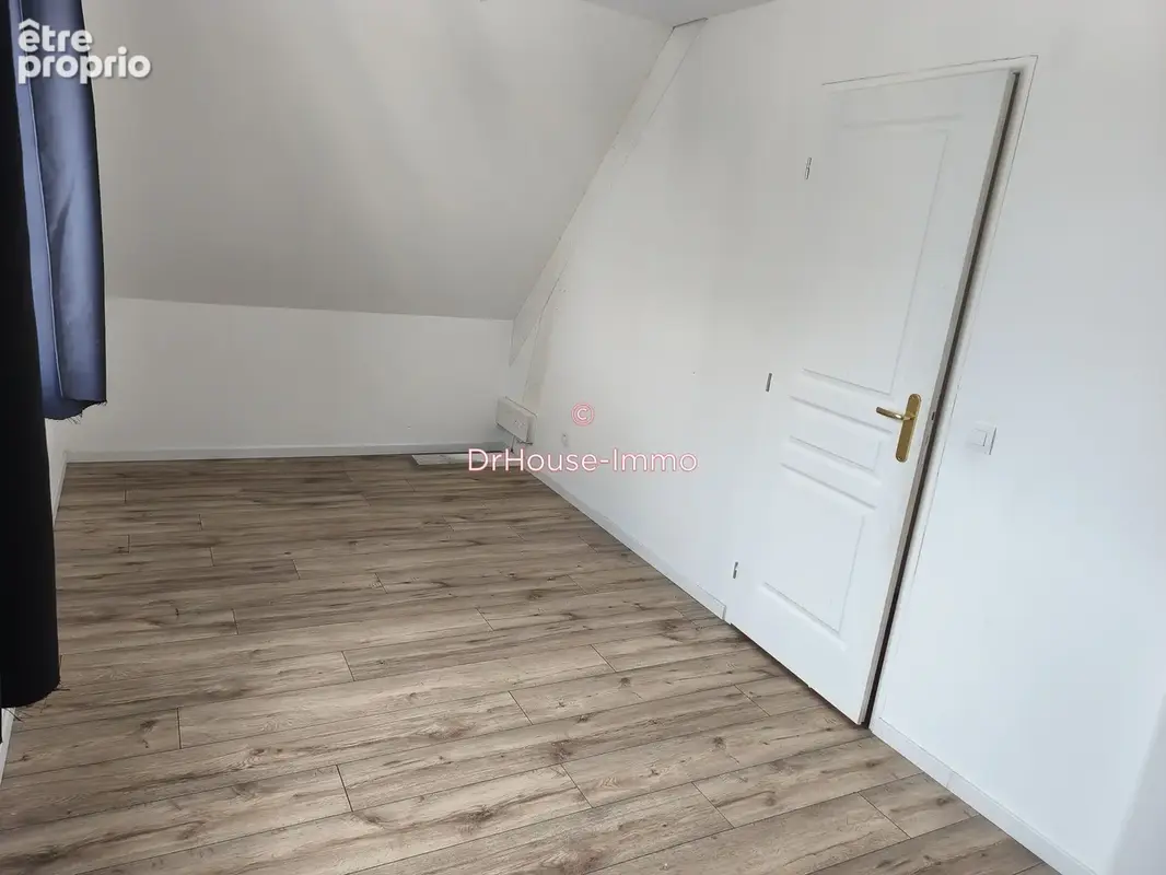 Maison 5 pièces 100 m² à vendre à Eppeville (80400) - photo 5