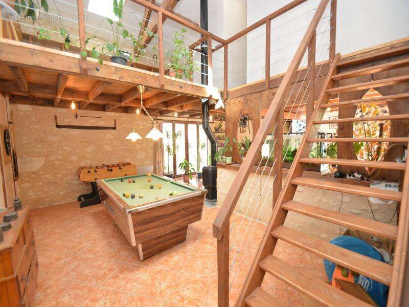 Maison à LA ROQUILLE