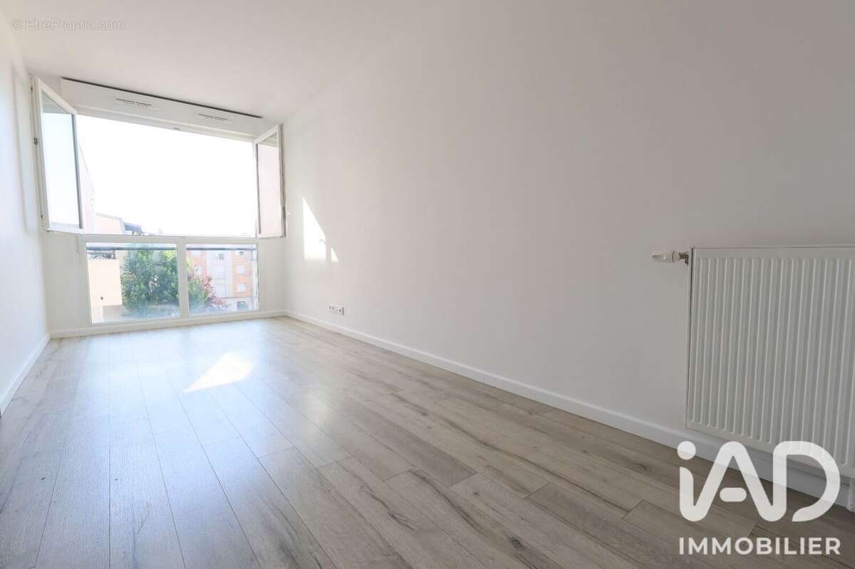 Appartement 31 m² à Drancy  - photo 6
