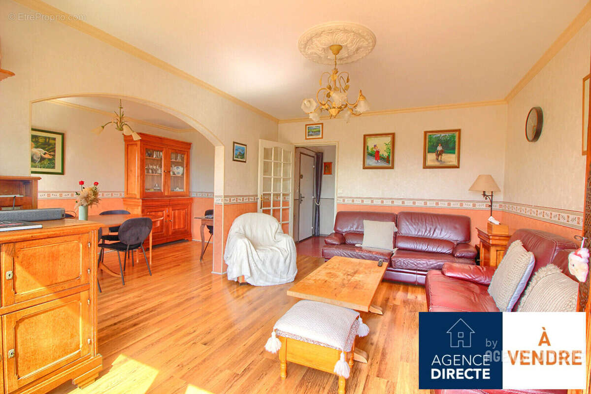 Appartement Rennes T6 - 102 m2 - Dernier étage avec balcon - cave et place de parking ! - photo 15
