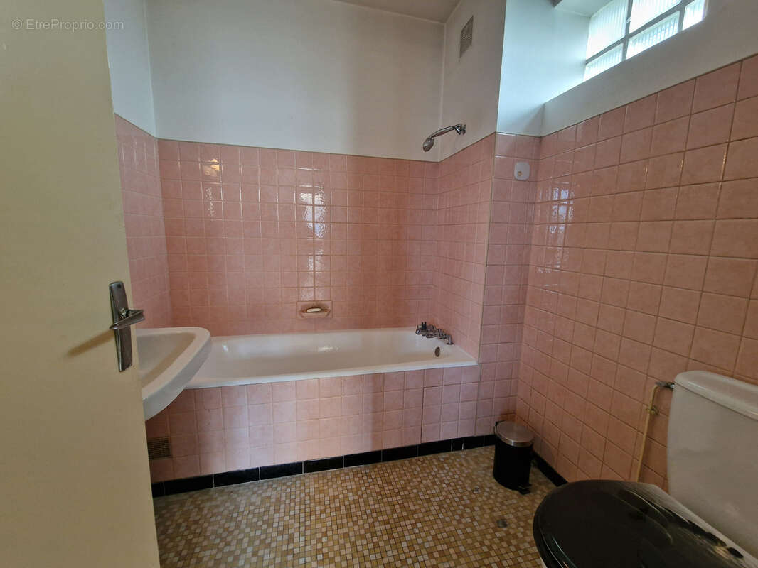 Spécial investisseur - Studio Brive centre - photo 4