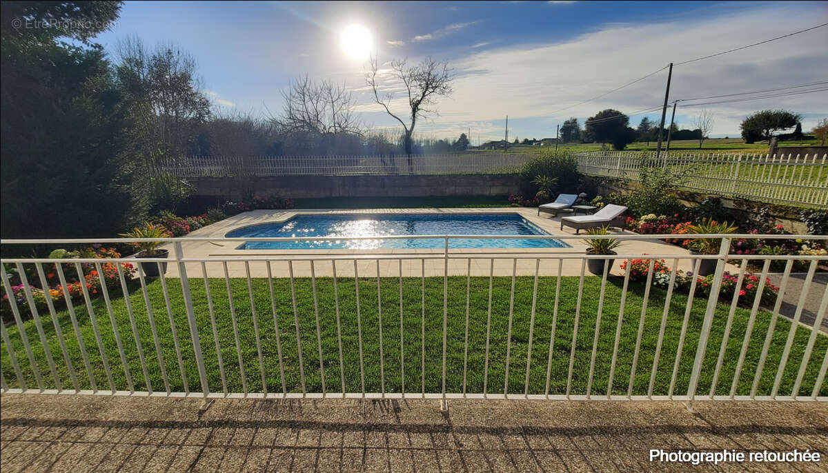 Maison à SAINT-FORT-SUR-GIRONDE