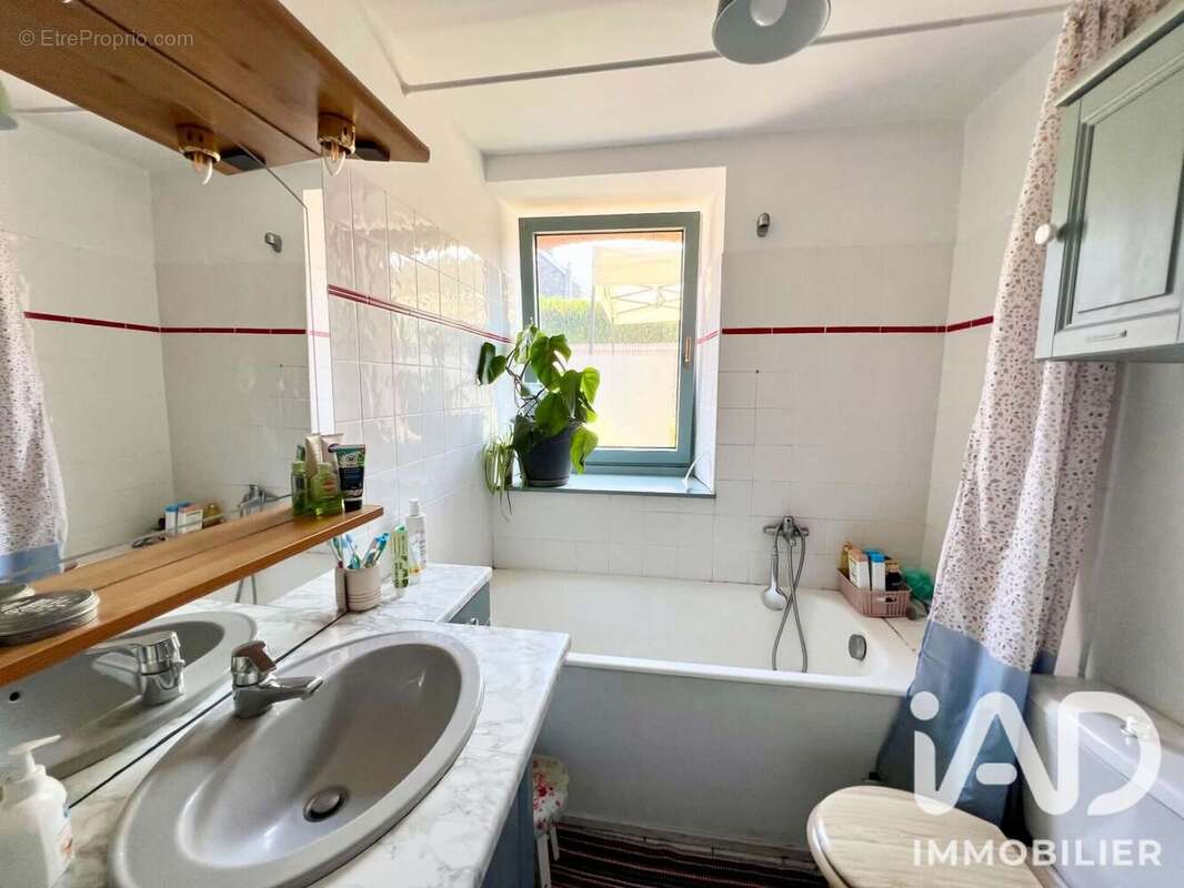 Appartement 60 m² à Le Minihic-Sur-Rance  - photo 7