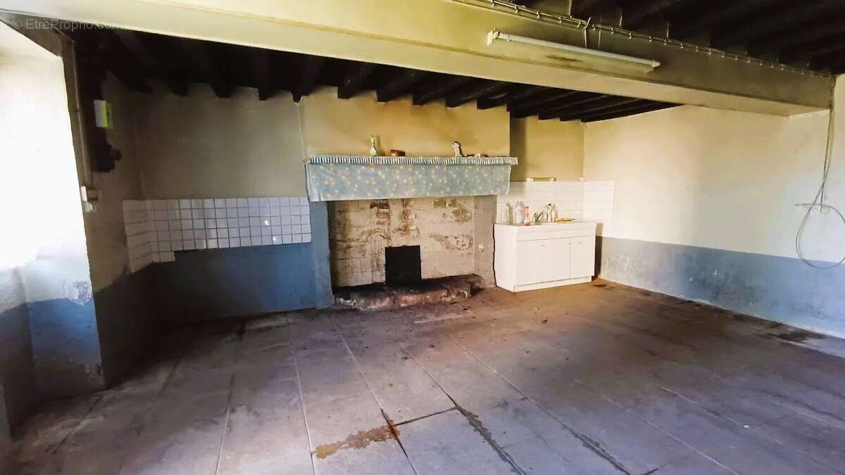 Maison à SAINT-CHABRAIS