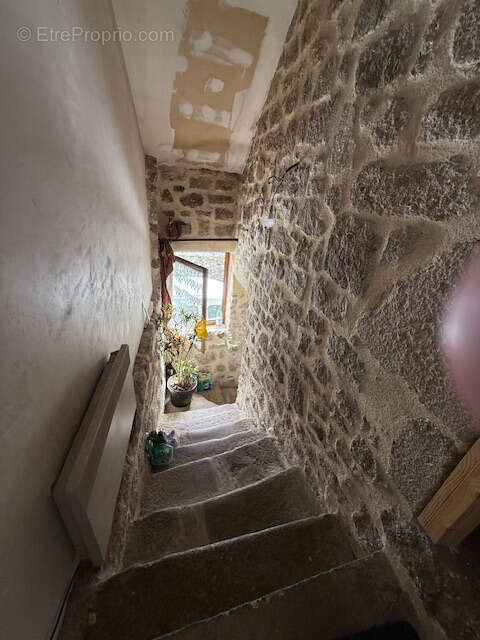 Maison à SAINT-ANGEL