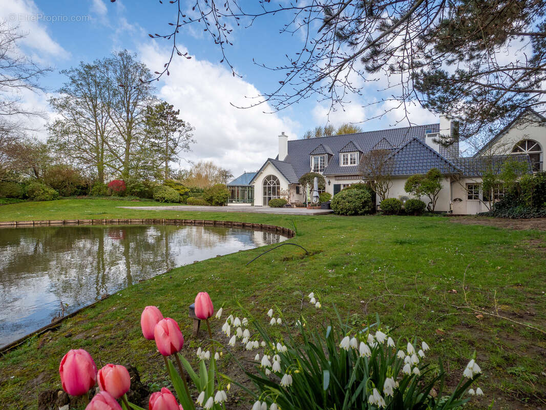 Maison à MERIGNIES