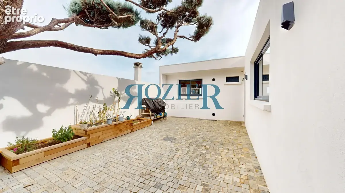 A vendre vallauris  puissanton villa californienne  vue mer 5 pieces 3 chambres 128m2 sur 277 de terrrain - photo 26