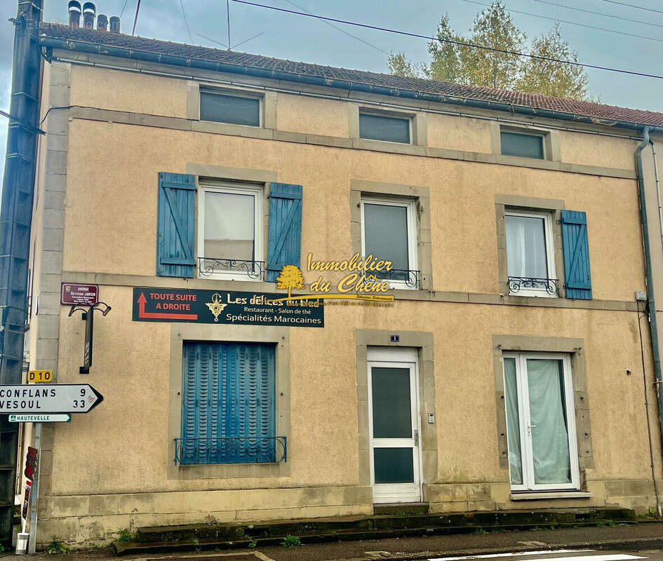Appartement 341 m² à Saint-Loup-Sur-Semouse  - photo 2