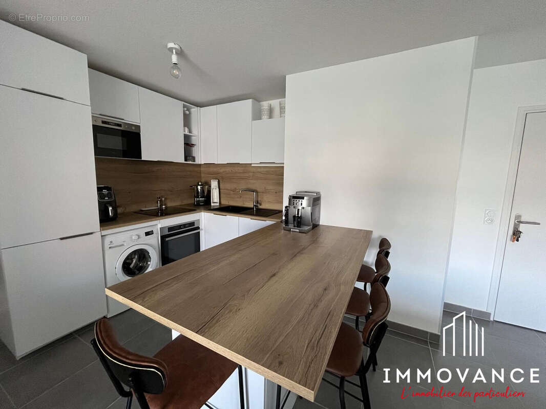 Appartement 68 m² à Saint-Bres  - photo 3