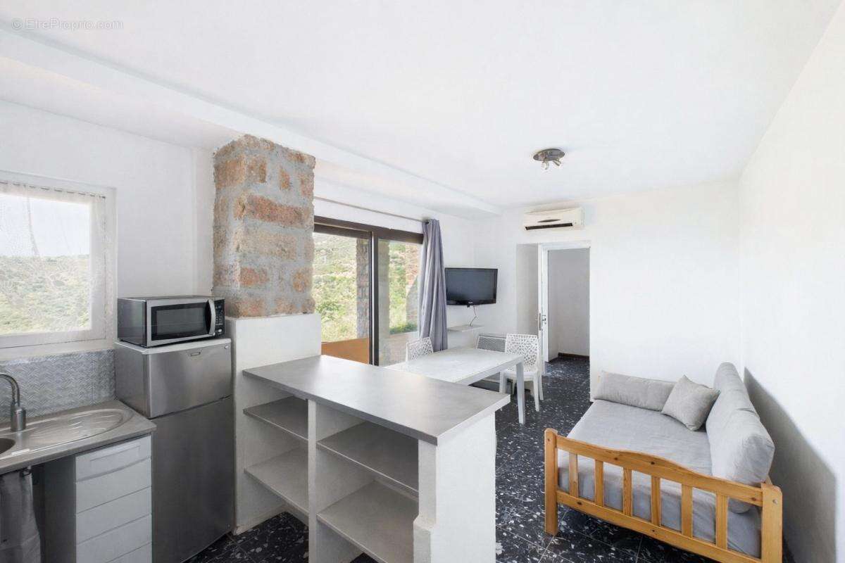 A vendre bas de villa vue mer avec jardin partinello - photo 2