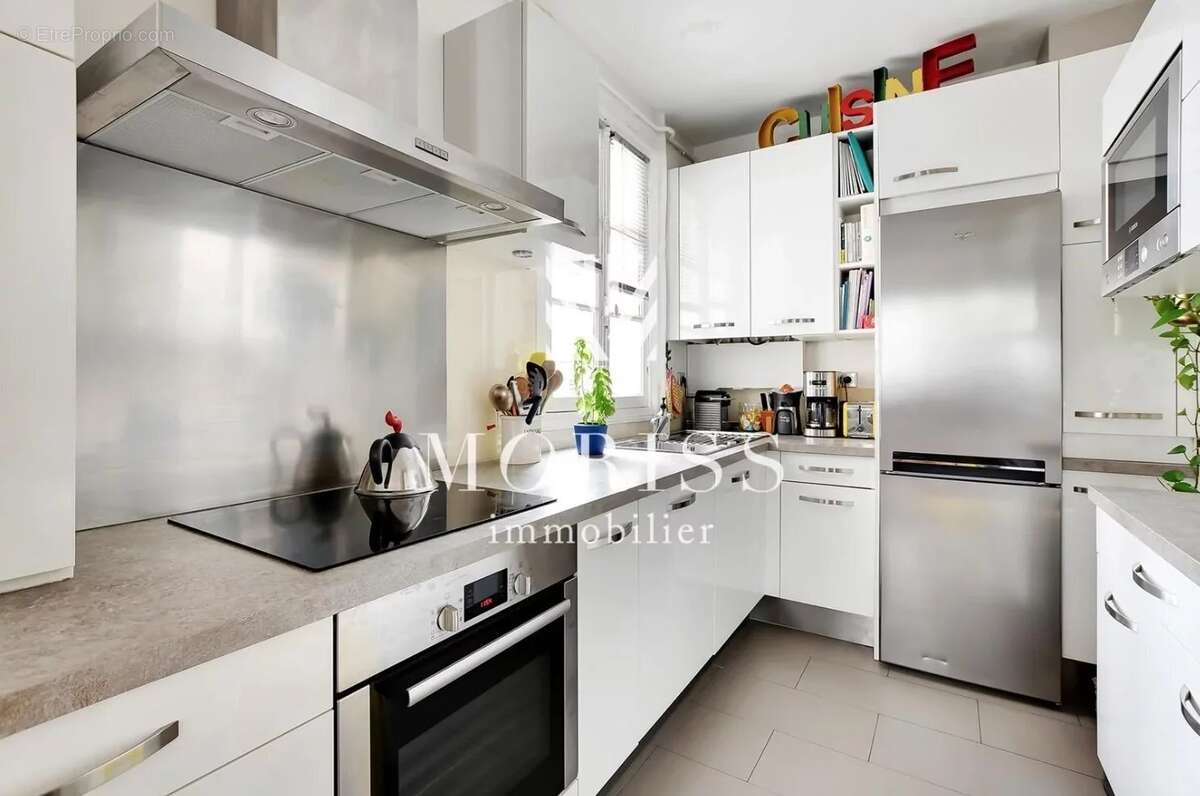 Appartement à PARIS-11E