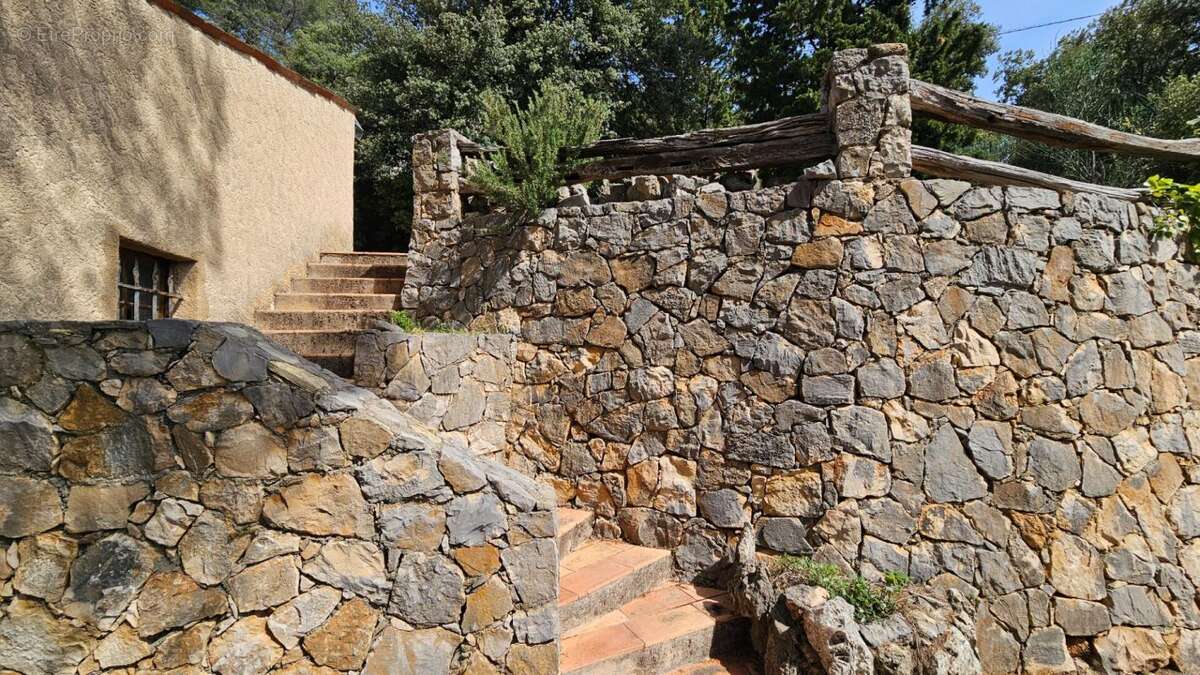 Maison à BARGEMON