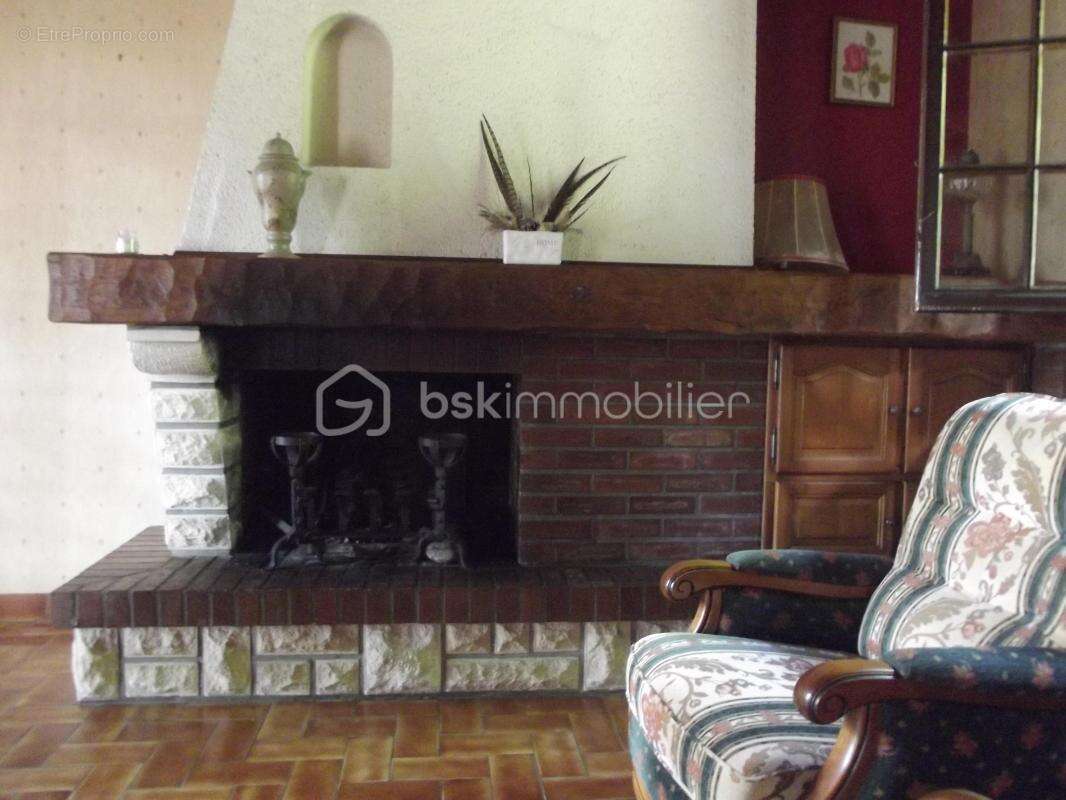 Maison au cœur d'une parcelle boisée – Coup de cœur assuré ! - photo 12
