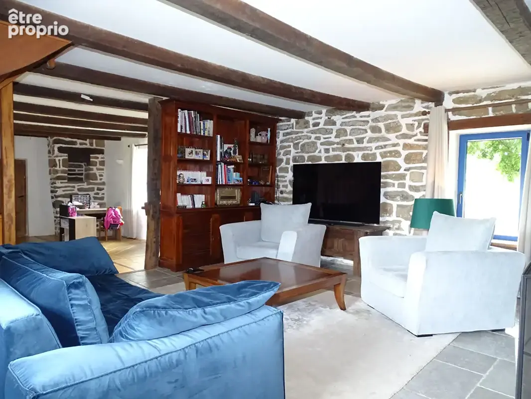 MORBIHAN ? Superbe maison en pierre avec gîte, 6 060 m² de terrain et proche de Guiscriff - photo 6