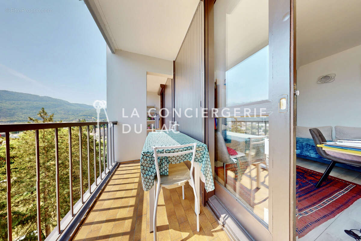 Appartement à QUINTAL