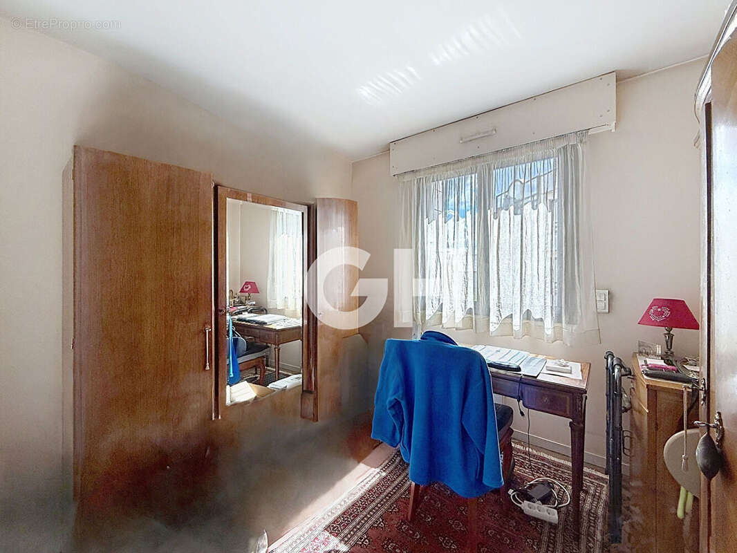 Appartement à PARIS-20E