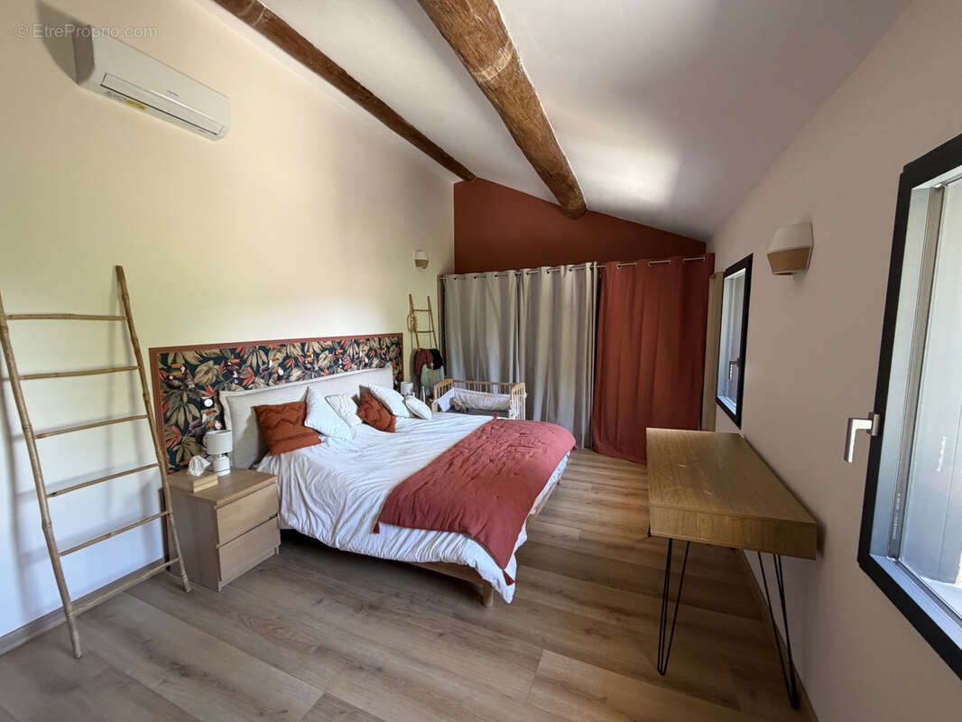 Maison à SARRIANS
