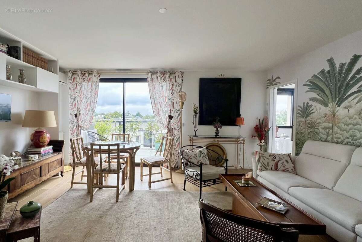 Appartement à SAINT-MAUR-DES-FOSSES
