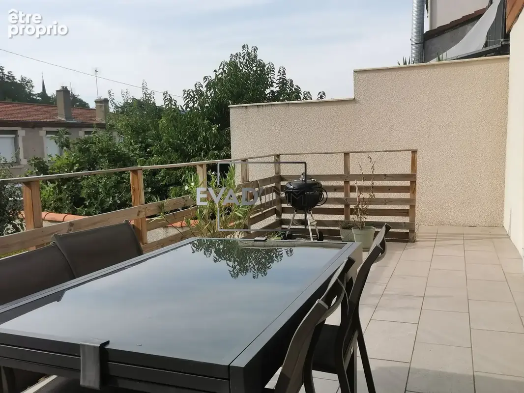 Appartement 3 pièces 95 m² à vendre à Saint-Chamond (42400) - photo 3
