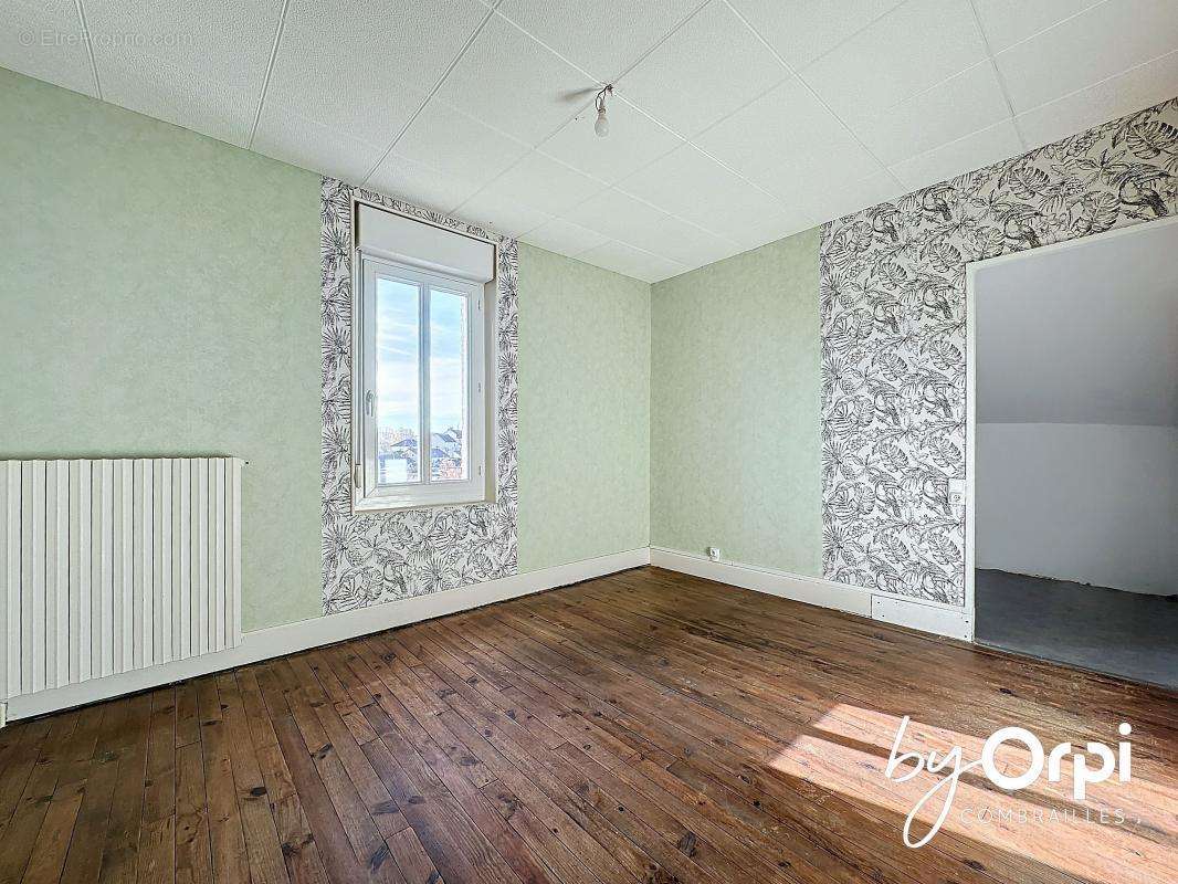 Maison à SAINT-ELOY-LES-MINES