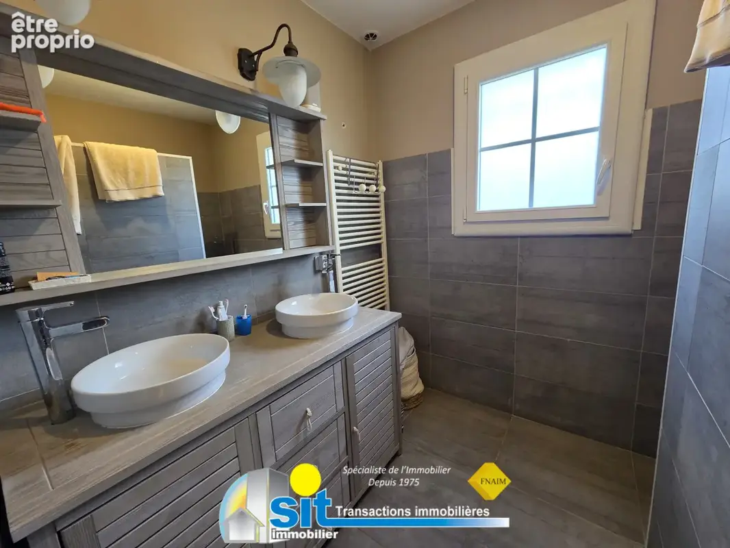 Villa 212 m2 sur les hauteurs de Roussillon   Calme absolu   Piscine   Terrain 1 616 m2 - photo 13