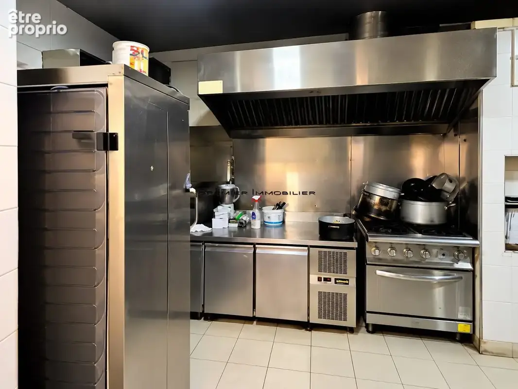 Commerce 110 m² à vendre à Paris-18e (75018) - photo 6