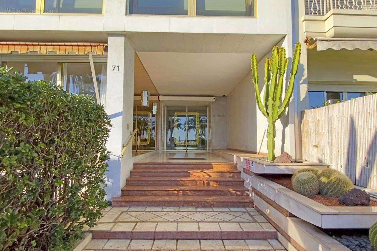 Front de mer à Nice, 2 pièces de 66m² avec jardin de 55m² - photo 25