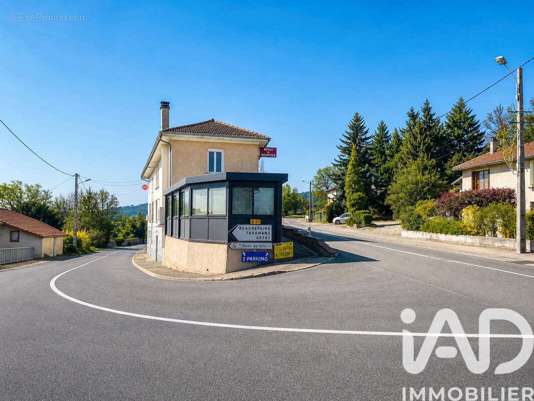 Photo 3 - Appartement à POMMIER-DE-BEAUREPAIRE