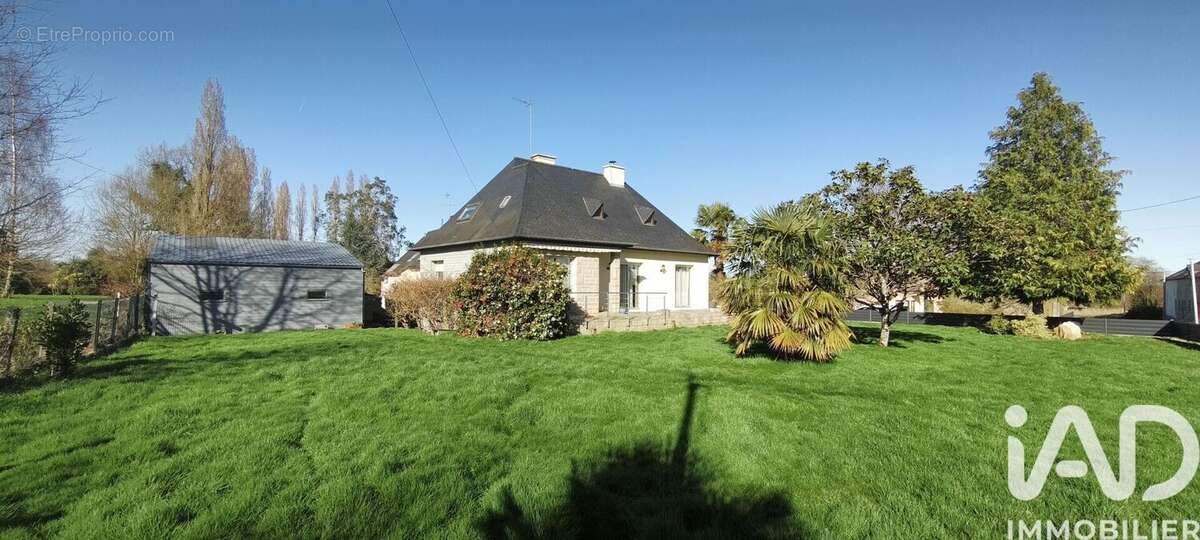 Photo 3 - Maison à MEZIERES-SUR-COUESNON
