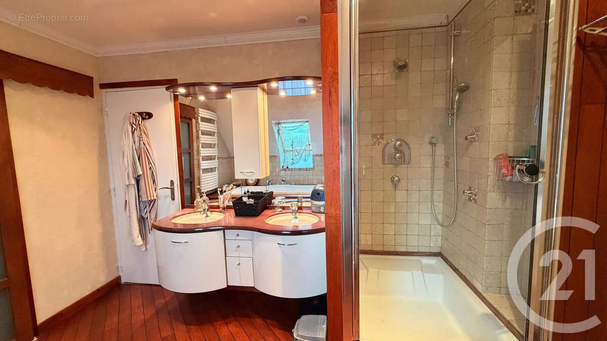 Maison à SAINT-MARD