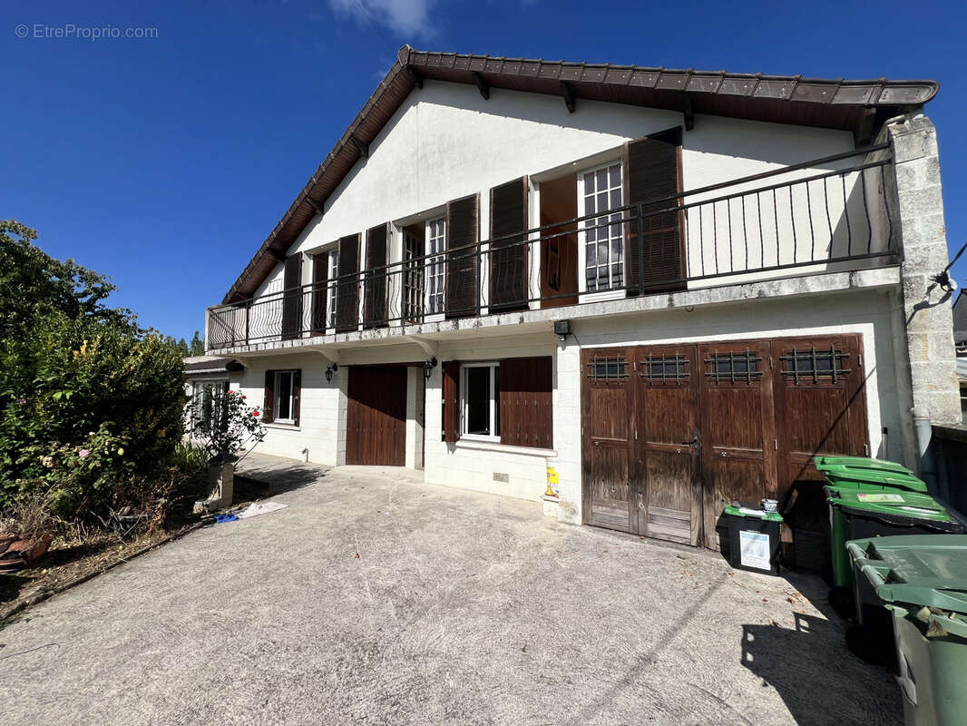Maison 6 pièces de 139 m2 habitables avec 355 m2 de terrain - photo 2