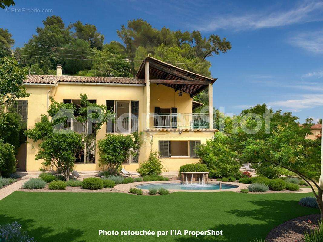Maison à CAGNES-SUR-MER