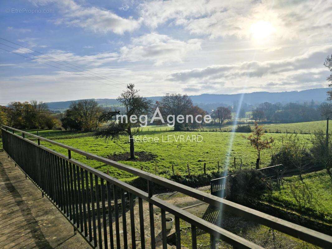 Maison à SILLE-LE-GUILLAUME