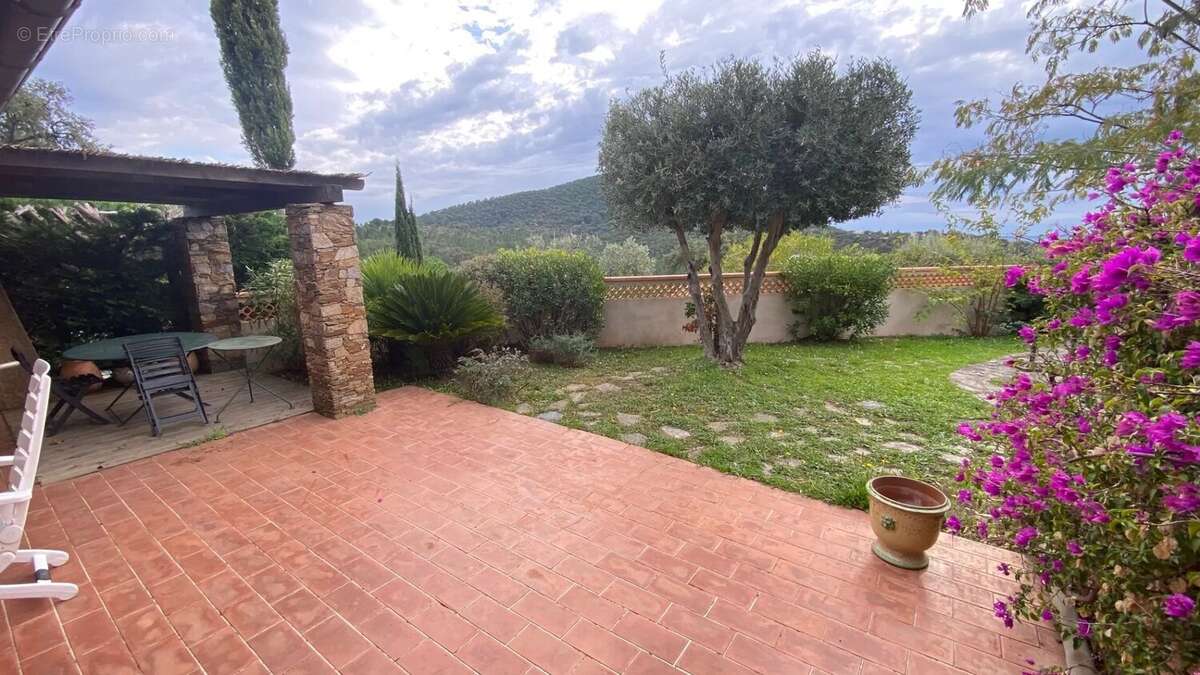Maison à LA LONDE-LES-MAURES