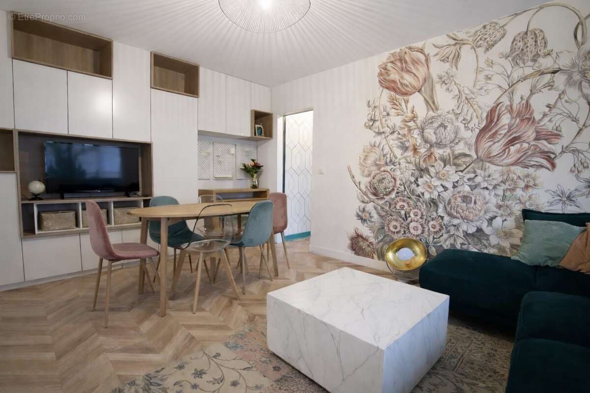 Appartement à LIVRY-GARGAN