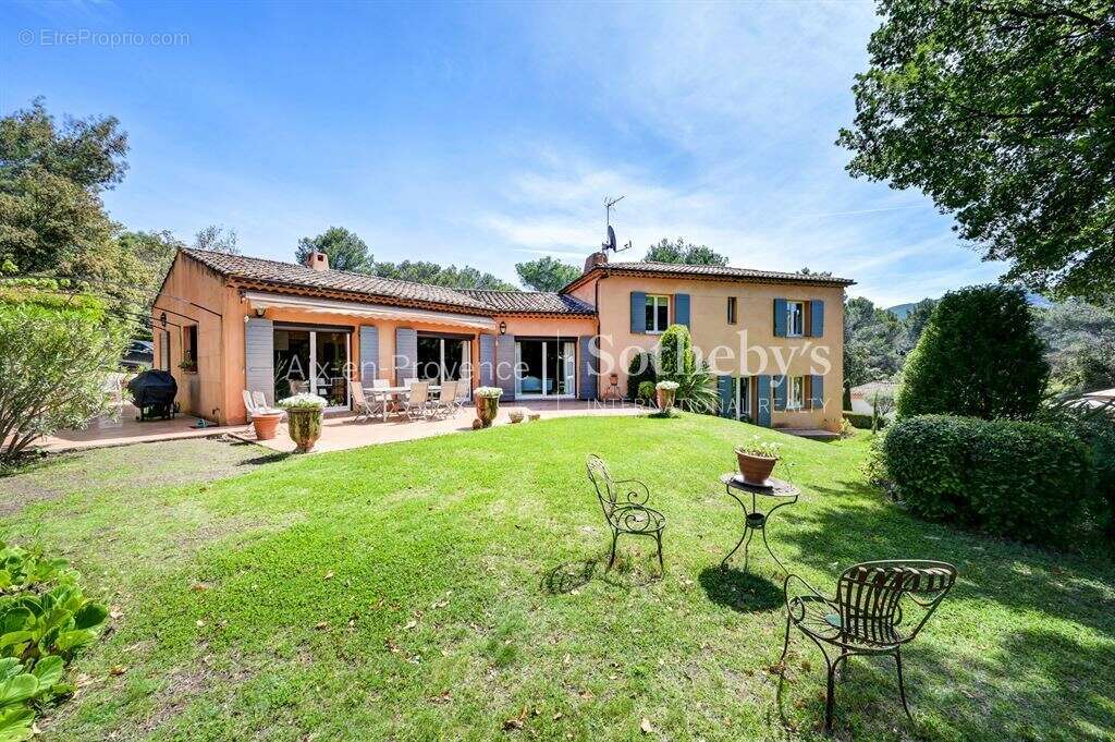 Maison à SAINT-MARC-JAUMEGARDE