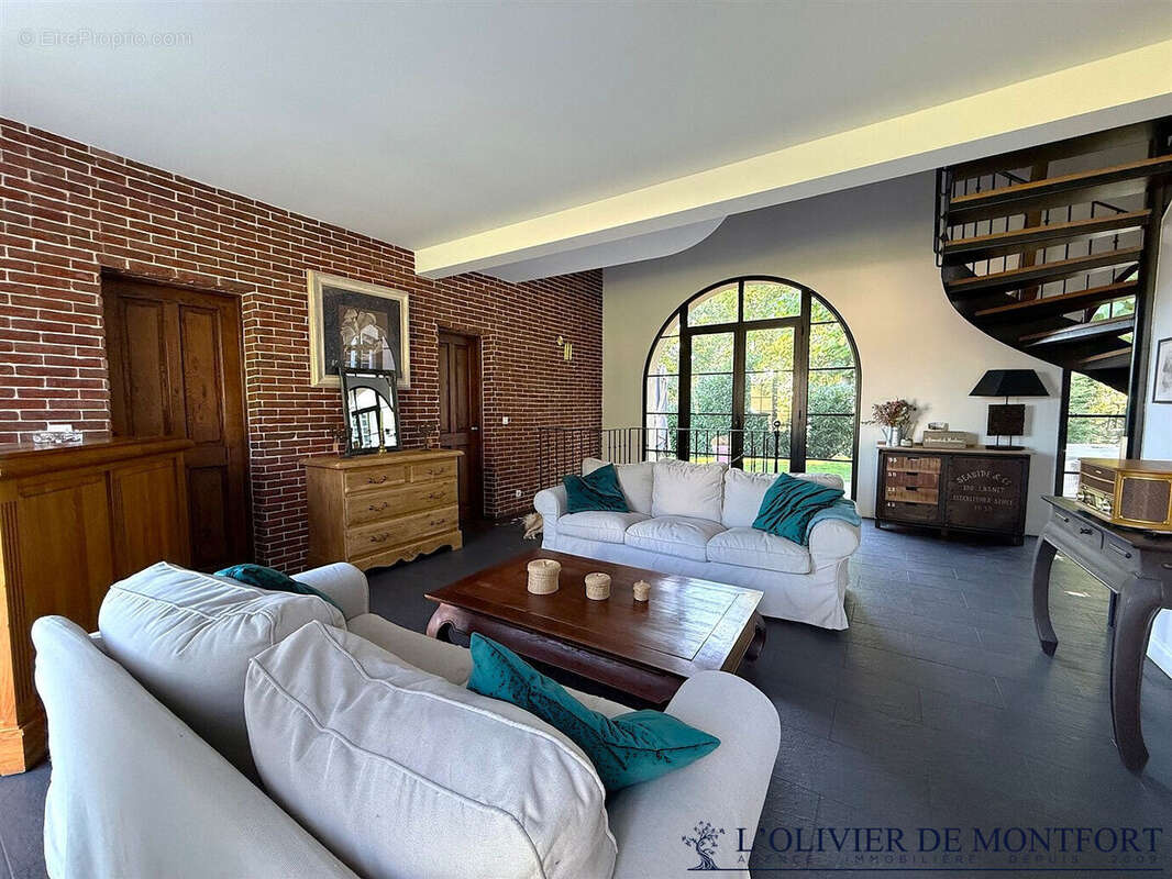 Maison à MONTFORT-L'AMAURY