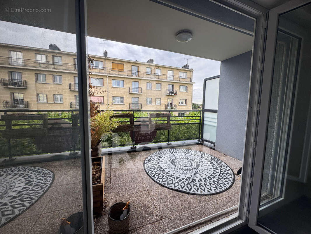 Appartement à AULNAY-SOUS-BOIS