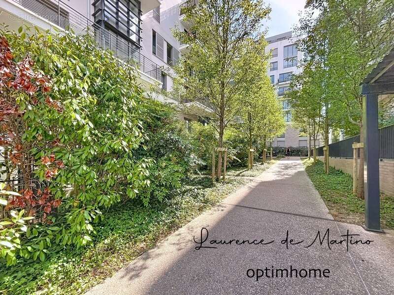 Appartement à NANTERRE