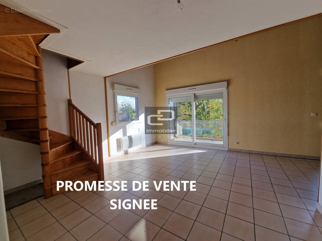 Appartement à COUZON-AU-MONT-D'OR