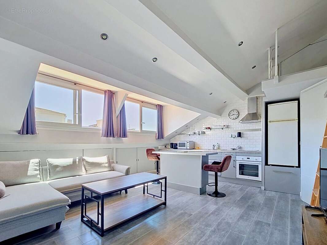 Appartement à CANNES