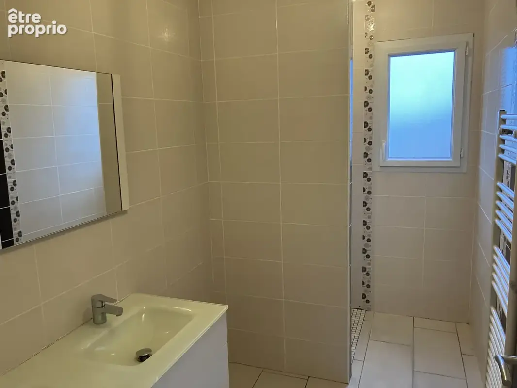 Bel appartement T3 à Ambérieu en Bugey - photo 14