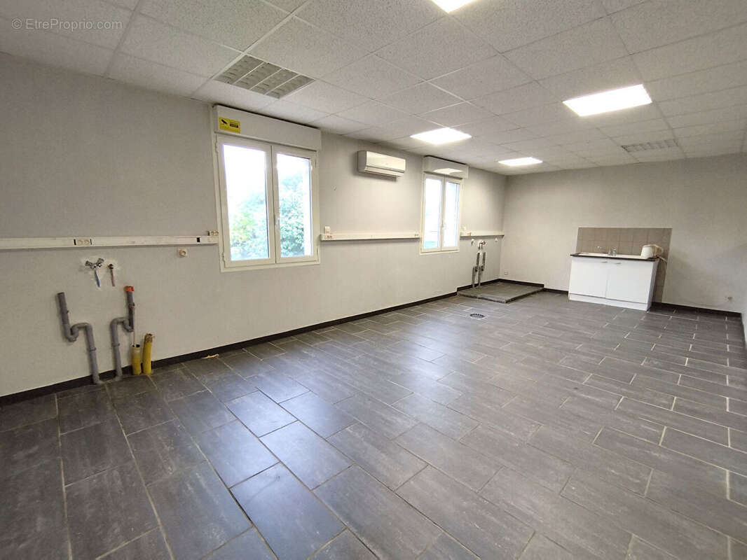 Commerce à SAINT-PIERRE-DES-CORPS