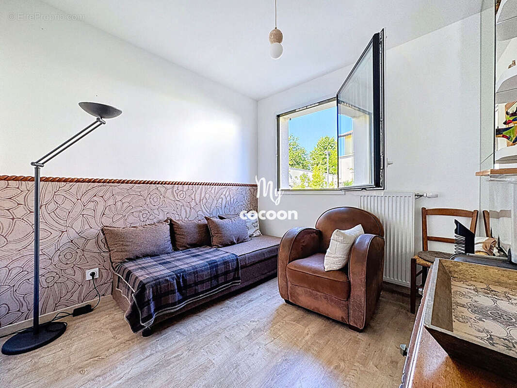 Appartement à CHARLY