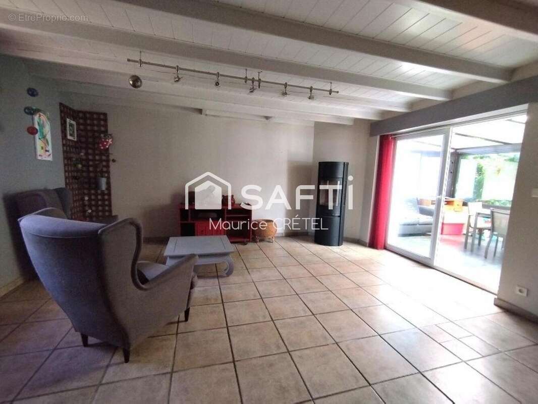 Photo 2 - Maison à SAINT-MARTIN-DES-NOYERS