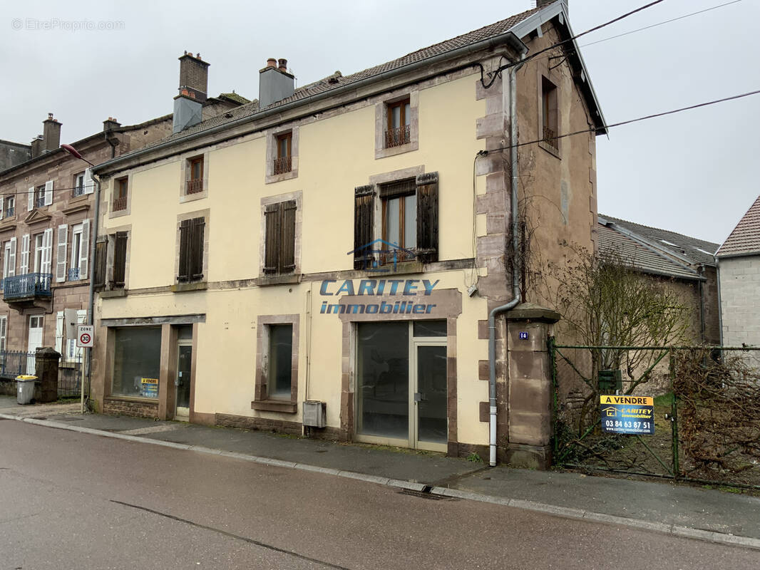 Appartement à LUXEUIL-LES-BAINS
